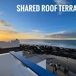 Weybeach1 -shared Terrace,ocean View,sea Frontline Διαμέρισμα